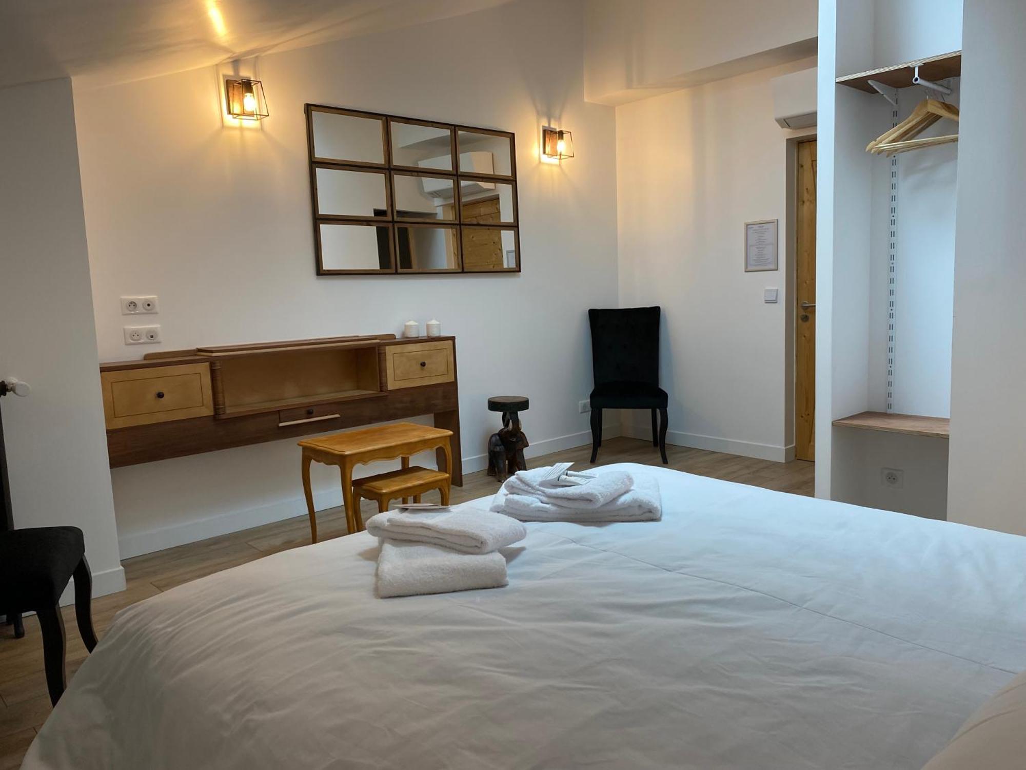 La Bellours Chambre D'Hotes Кахор Екстериор снимка